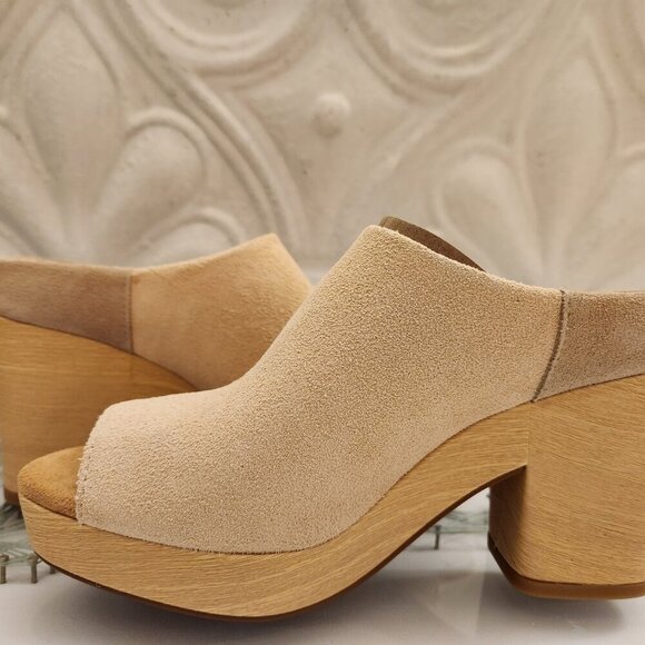 TOMS "Florence" Honey Beige" Suede Block heeled mules. NIB. Size: various - Picture 8 of 15